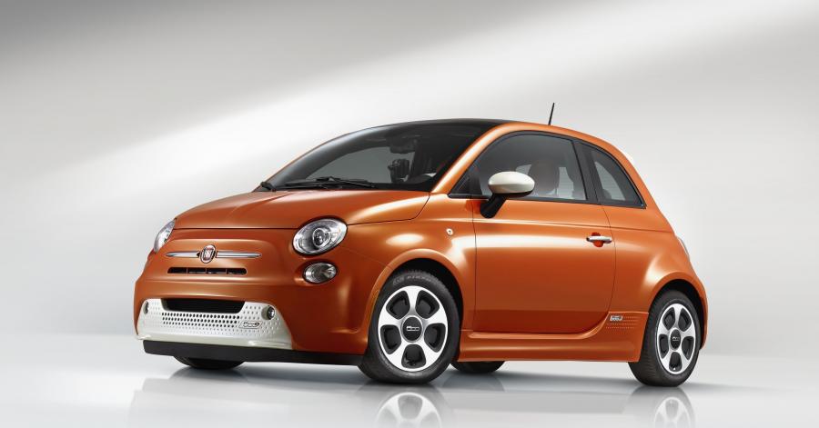  Fiat 500e 2013 года  (US) (фото 25 из 37)